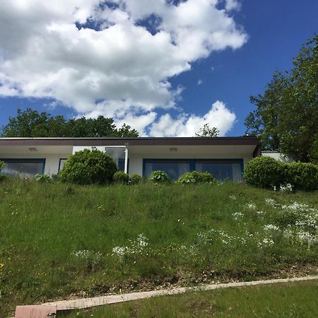 Idyllisch Wohnen Im Weserbergland - Bungalow Mit Phantastischer Aussicht Fuer 4 Personen Polle エクステリア 写真