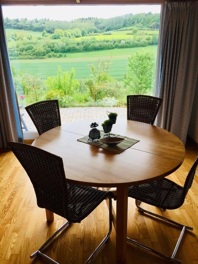 Idyllisch Wohnen Im Weserbergland - Bungalow Mit Phantastischer Aussicht Fuer 4 Personen Polle エクステリア 写真