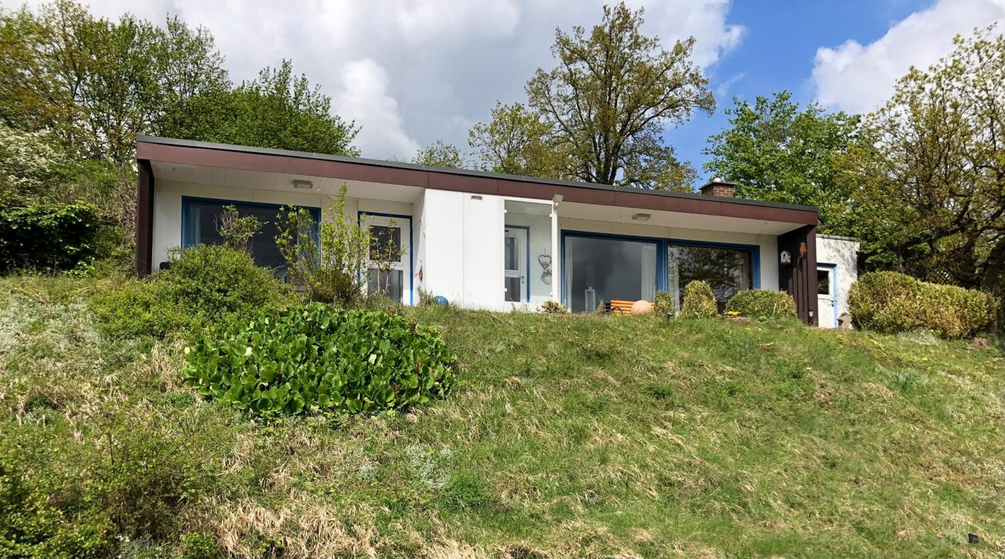 Idyllisch Wohnen Im Weserbergland - Bungalow Mit Phantastischer Aussicht Fuer 4 Personen Polle エクステリア 写真